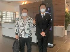 -奔驰北京极光星徽(四元桥店)