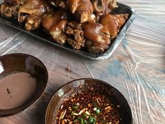 -王万妈卤猪脚(青岩交通路)
