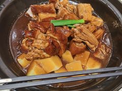 -东豪园林海鲜酒家(南港路辅路店)