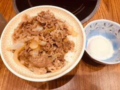 温泉蛋牛丼-食其家·牛丼咖喱(金桥太茂店)