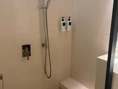 -杭州逸酒店(西湖武林店)