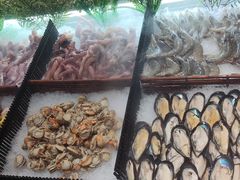 -爱伲PLUS·牛肉海鲜自助火锅(融创店)