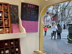 -LADY FAFA(巨鹿路陕西南路路口店)
