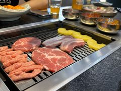 -臻牛烤肉