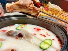 -钢管厂五区小郡肝串串香火锅(梅川路店)