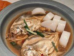 鲳鱼烧年糕-荣小馆(临海世纪花城店)