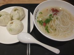 -凤起龙游老面包子(凯德晶品店)