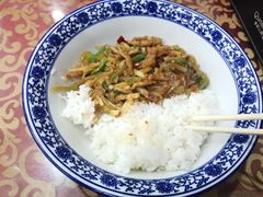 鱼香肉丝-清真尔卜餐厅(回民街店)