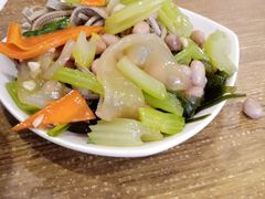 -黄记百味自助骨头王(红旗大街店)