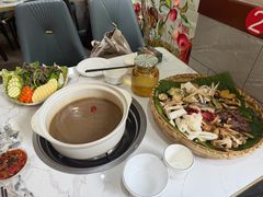 -原林野山菌火锅·炒菌(关上野生菌一条街店)