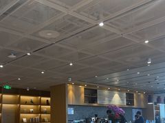 -蔚来中心(北京中关村店)