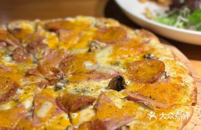 24th Chicken and Mushroom Flatbread