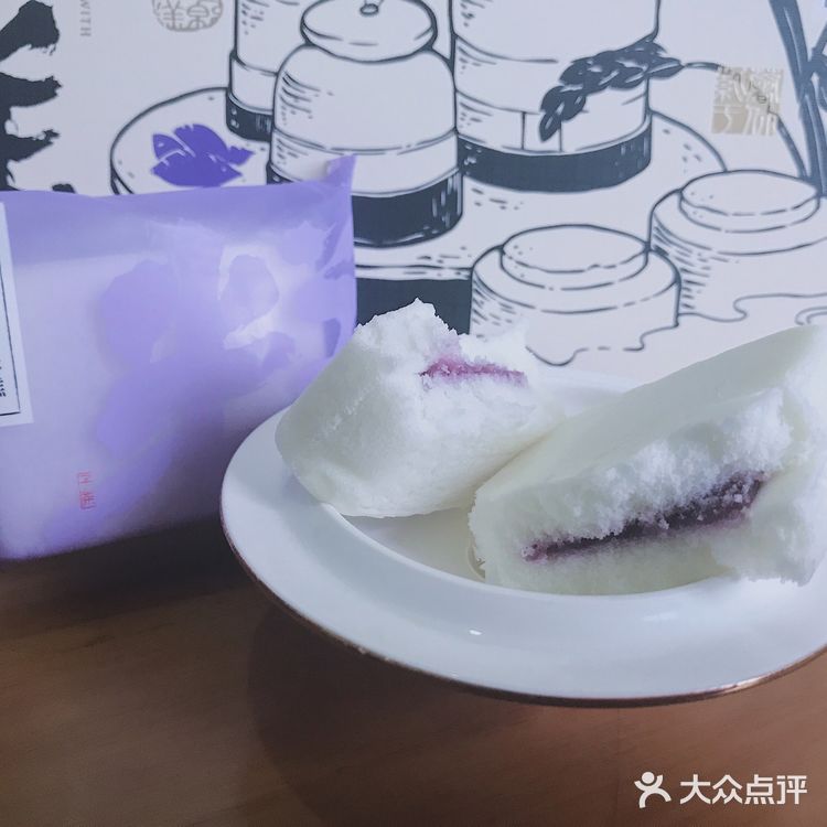 甜度恰好。可，多吃几小包，会稍甜腻了些