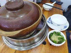 -广味炭炉鸡煲(宝业路分店)
