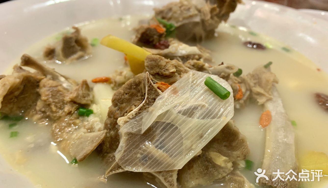 夏天也一样 可以打火锅