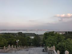 -广州莲花山旅游区