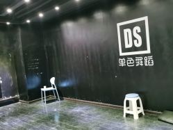-单色舞蹈