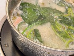 -德林酸菜鱼火锅(南丹店)