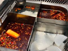 四宫格火锅-海底捞火锅(万丰桥店)