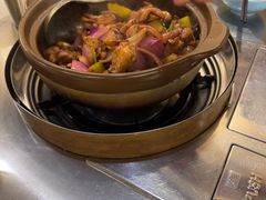-胡须佬鸡煲四季火锅店(石厦西村直营店)