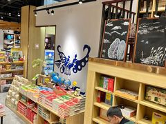 -新华书店(印象城店)