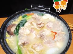 奶香鸡肉串串火锅-万岁寿司(万国店)