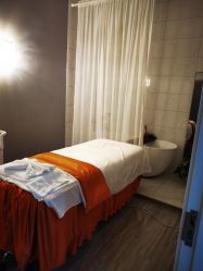 -菩羽·专业美胸·连锁养护中心