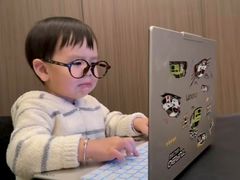 -URBAN REVIVO(佛山南海万达广场店)