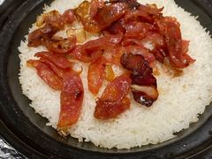 招牌腊味煲仔饭（中份）-四季缤纷椰子鸡(雨花亭凯德广场店)