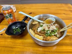 -螺阿牛柳州螺蛳粉·特色煲仔饭