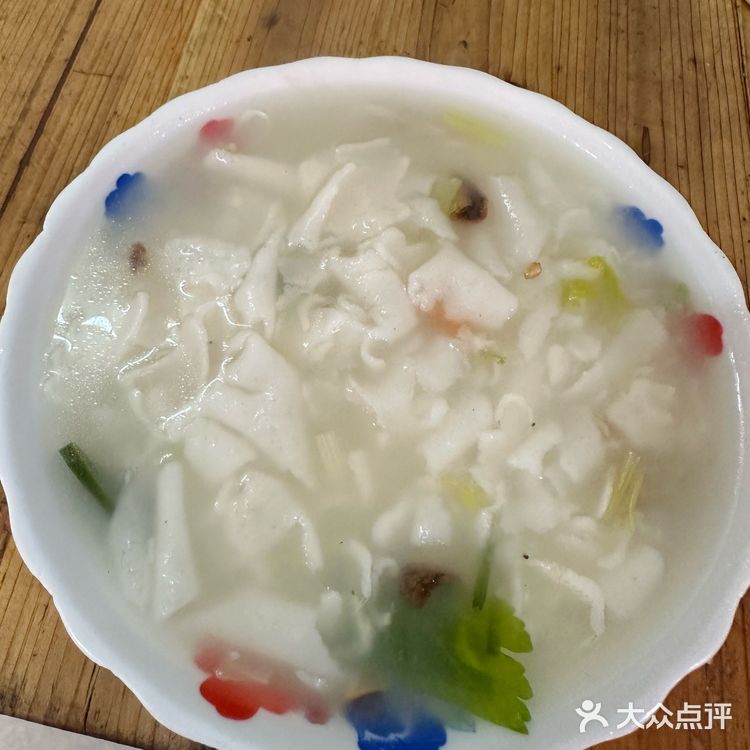 探寻到一家很传统的福州锅边