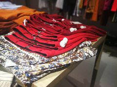 -URBAN REVIVO(北京斯普瑞斯奥特莱斯店)