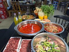 -周良天山牛杂城(天山路总店)