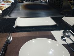 -法式利昂铁板烧主题餐厅(唐山爱琴海店)