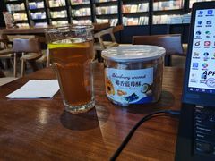 -阅西安新华书店(翠华南路店)