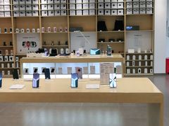 -华为授权体验店(中山公园来福士)