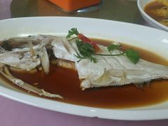 -侬佳蒸菜馆(听潮店)