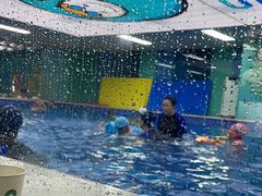 -Swim斯卫姆国际儿童游泳中心(红博中央公园店)