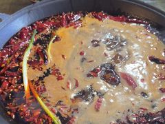-黄潇洒老火锅(九眼桥宏济巷店)