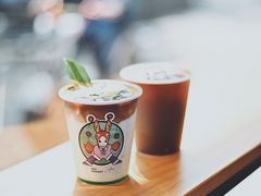 -red donkey coffee