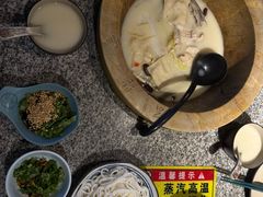 -云荷里·蒸汽石锅鱼·云南菜(中发百旺店)