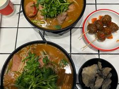 -肥汁米蘭香港米线(长宁来福士店)