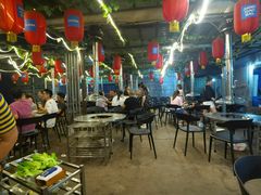 大堂-胡四哥特色火盆烧烤(一分店)
