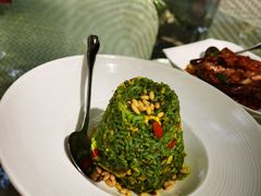 菠菜汁松子炒饭-T館·花园艺术餐厅