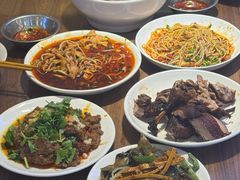 -中和裴氏蹄花(府河路店)