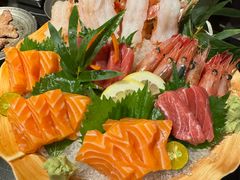 -山川小町·极番烧肉(新地假日广场店)