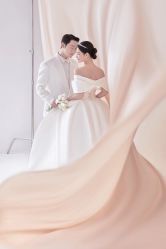 -喜爱高定婚纱摄影