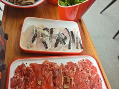 -毛辣果·贵州红酸汤牛肉火锅(西单店)