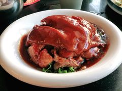东坡肘子-津菜宋记老房子(平山道店)