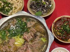 -谢老五跷脚牛肉·非遗传承店
